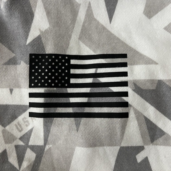 Under Armour Shirt Womens Large White‎ Gray Freedom Rival Amp Hoodie Sweatshirt - Picture 6 of 9